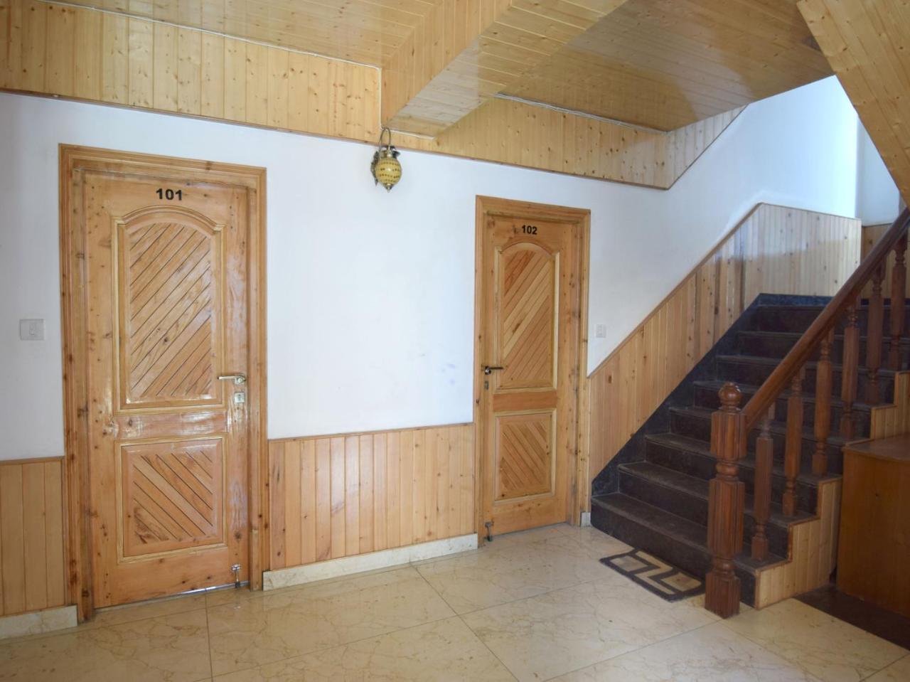 Oyo 10255 Hotel Red Apple Manāli Extérieur photo