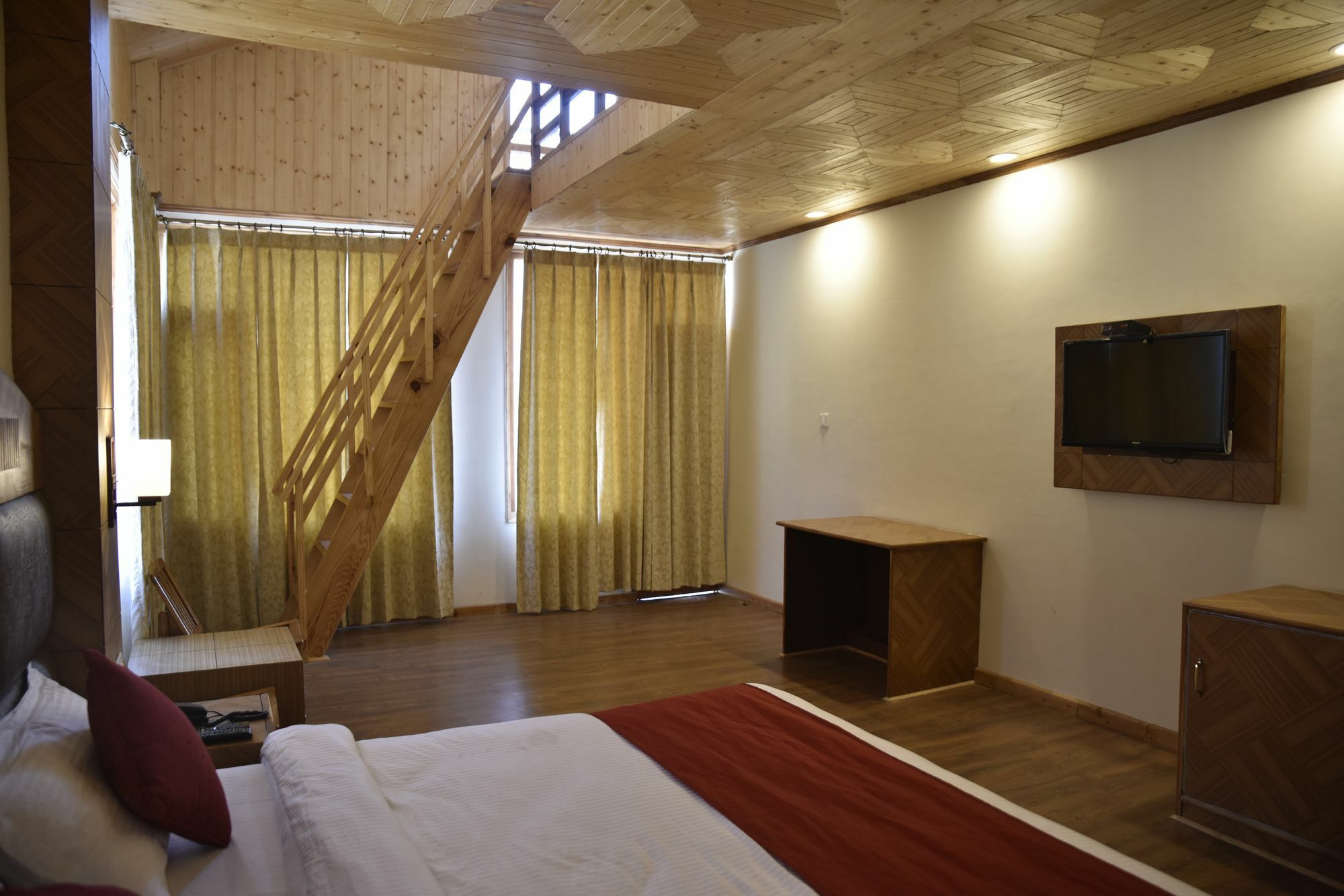 Oyo 10255 Hotel Red Apple Manāli Extérieur photo
